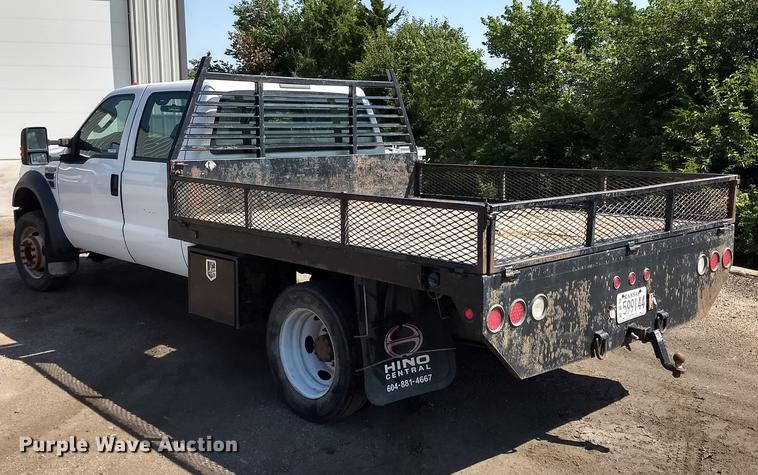 image for item ER9048 2008 Ford F550 Super Duty Crew Cab flatbed truck