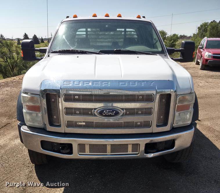image for item ER9048 2008 Ford F550 Super Duty Crew Cab flatbed truck