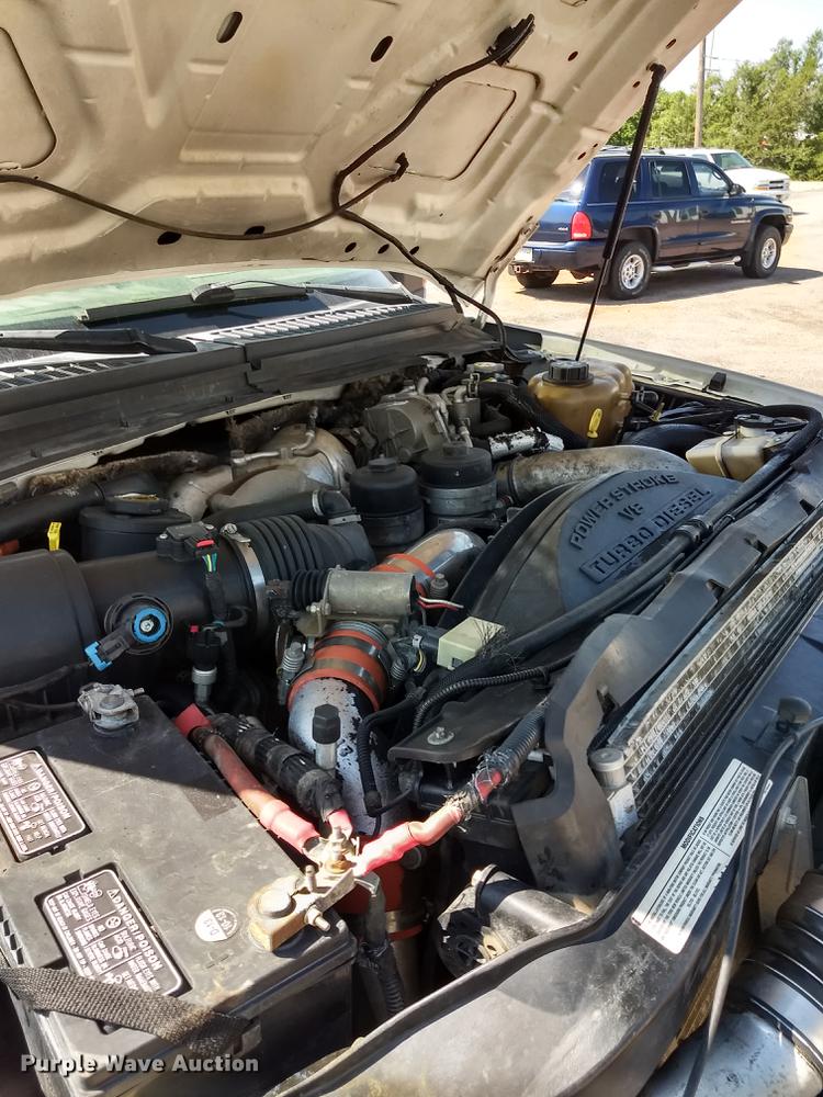 image for item ER9048 2008 Ford F550 Super Duty Crew Cab flatbed truck