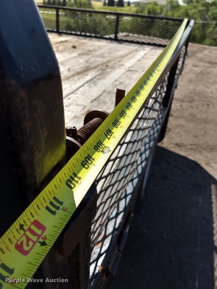 image for item ER9048 2008 Ford F550 Super Duty Crew Cab flatbed truck