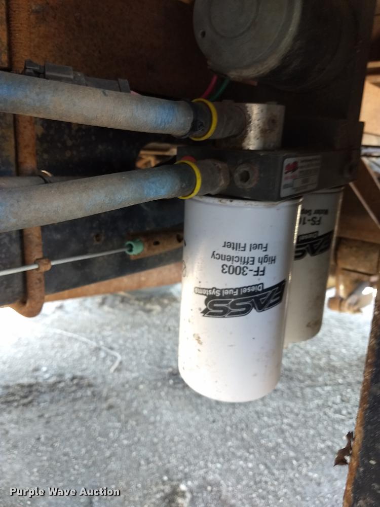 image for item ER9048 2008 Ford F550 Super Duty Crew Cab flatbed truck