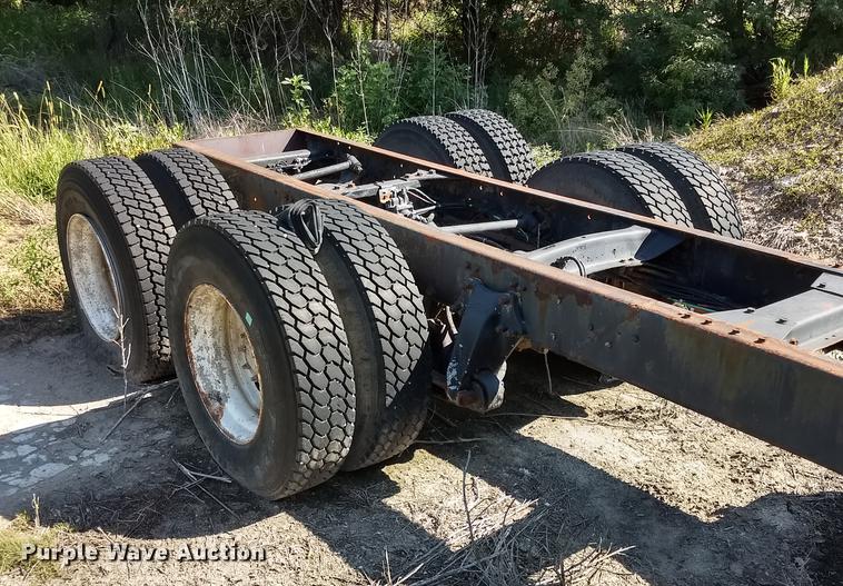 image for item ER9049 1994 Freightliner FLD120 crane truck