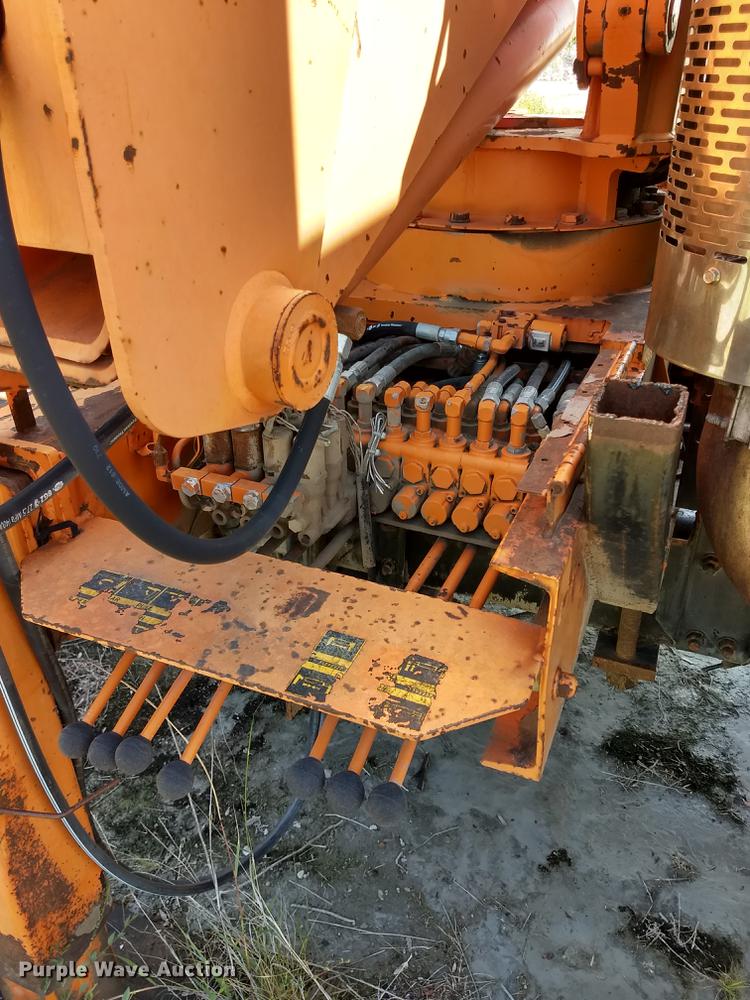 image for item ER9049 1994 Freightliner FLD120 crane truck