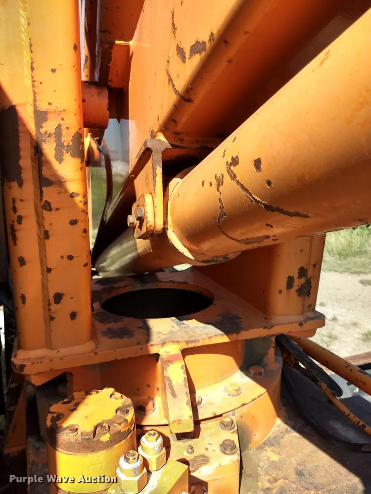 image for item ER9049 1994 Freightliner FLD120 crane truck