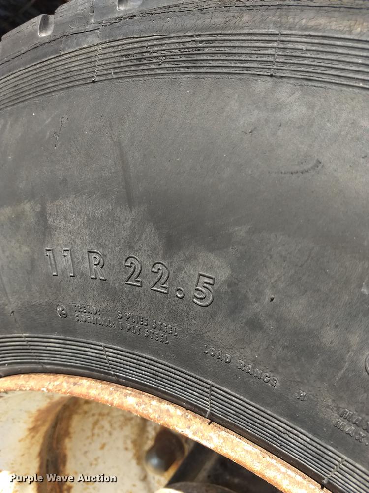 image for item ER9049 1994 Freightliner FLD120 crane truck