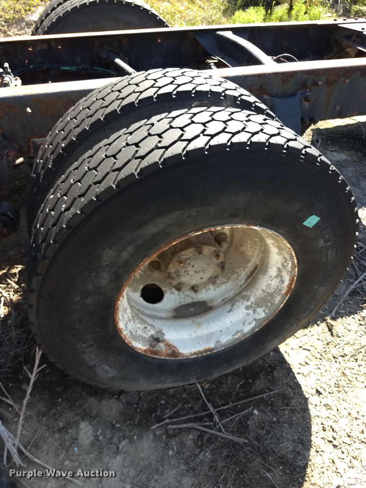 image for item ER9049 1994 Freightliner FLD120 crane truck