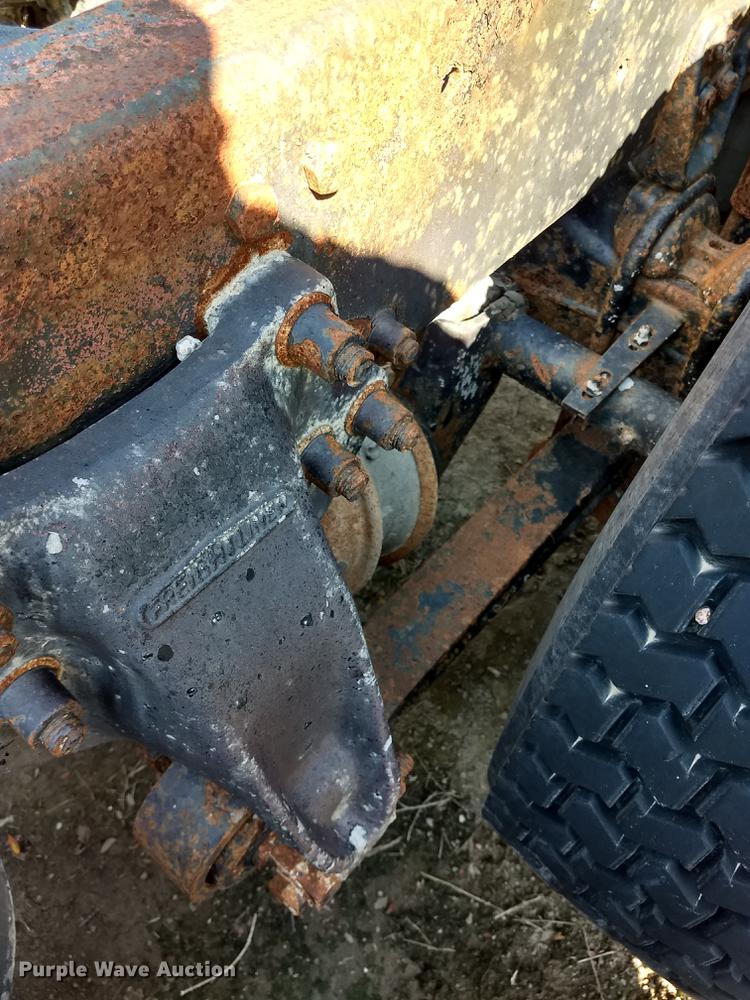 image for item ER9049 1994 Freightliner FLD120 crane truck