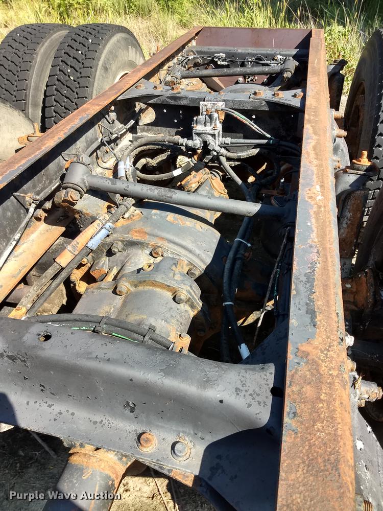 image for item ER9049 1994 Freightliner FLD120 crane truck