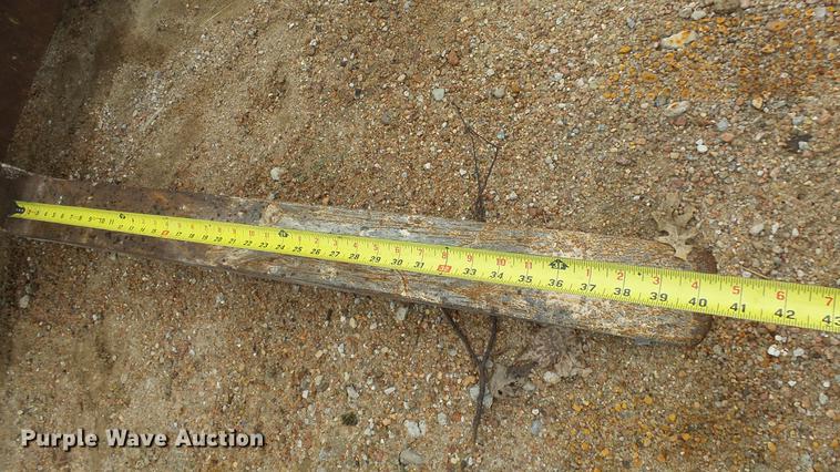 image for item ES9277 Gehl 5625 skid steer