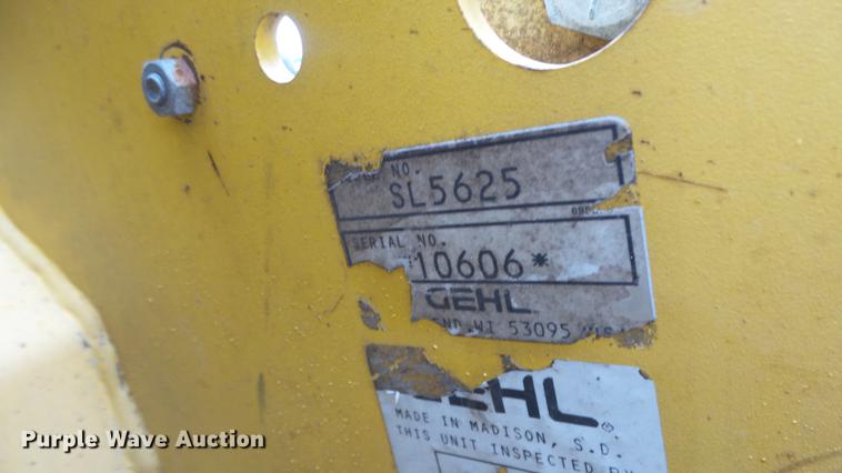 image for item ES9277 Gehl 5625 skid steer