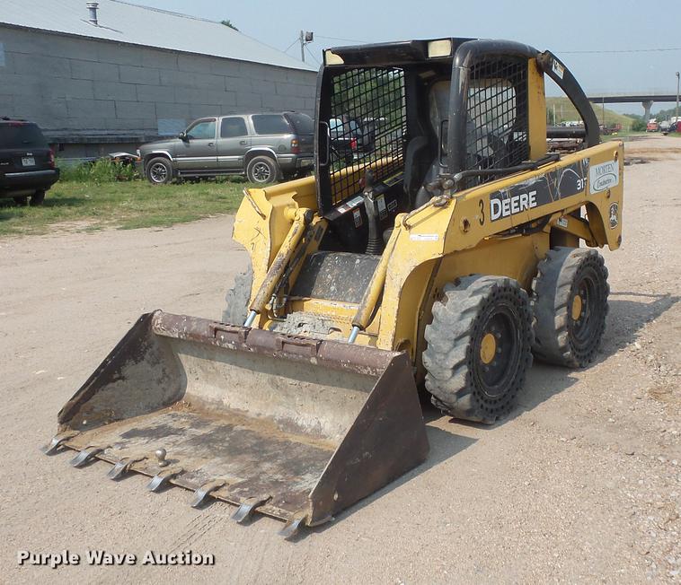 image for item EV9216 2008 John Deere 317 skid steer