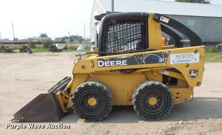 image for item EV9216 2008 John Deere 317 skid steer