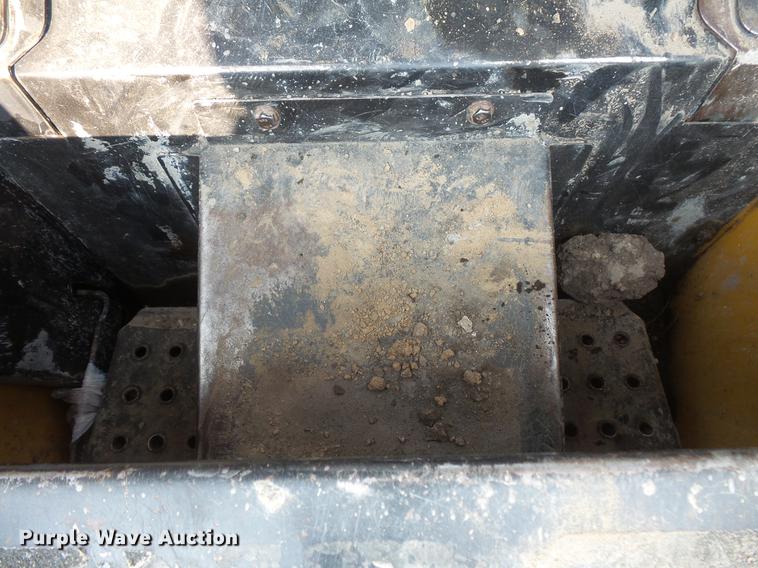 image for item EV9216 2008 John Deere 317 skid steer