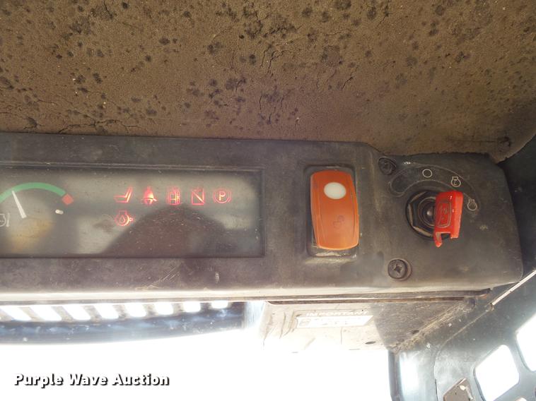 image for item EV9216 2008 John Deere 317 skid steer