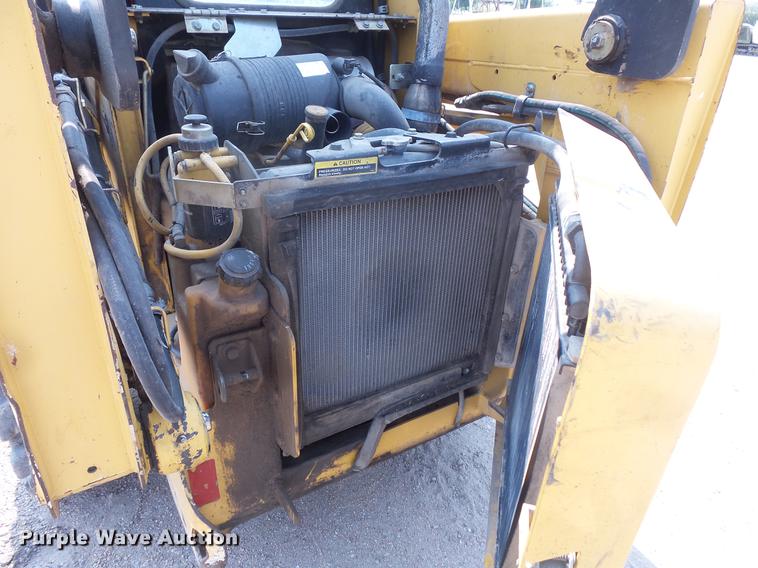 image for item EV9216 2008 John Deere 317 skid steer