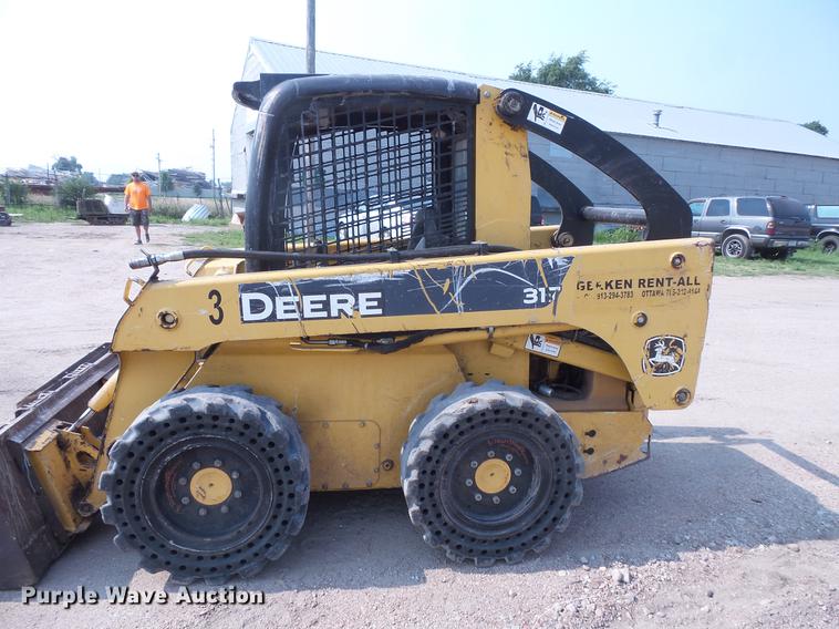 image for item EV9216 2008 John Deere 317 skid steer