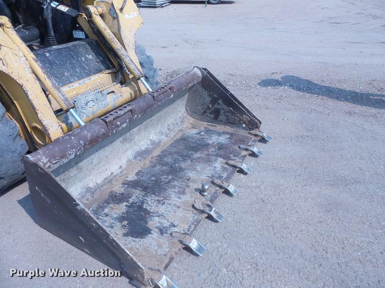 image for item EV9216 2008 John Deere 317 skid steer