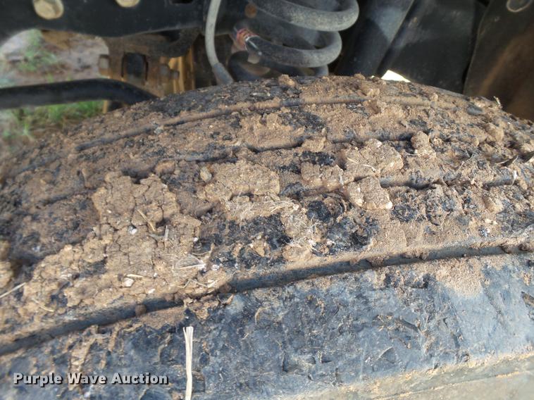 image for item FB9500 2012 Ford F550 Super Duty Crew Cab flatbed truck