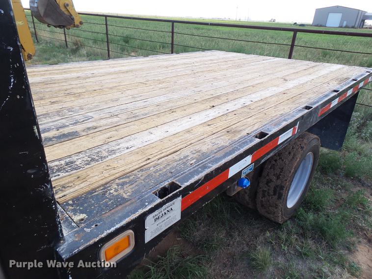 image for item FB9500 2012 Ford F550 Super Duty Crew Cab flatbed truck