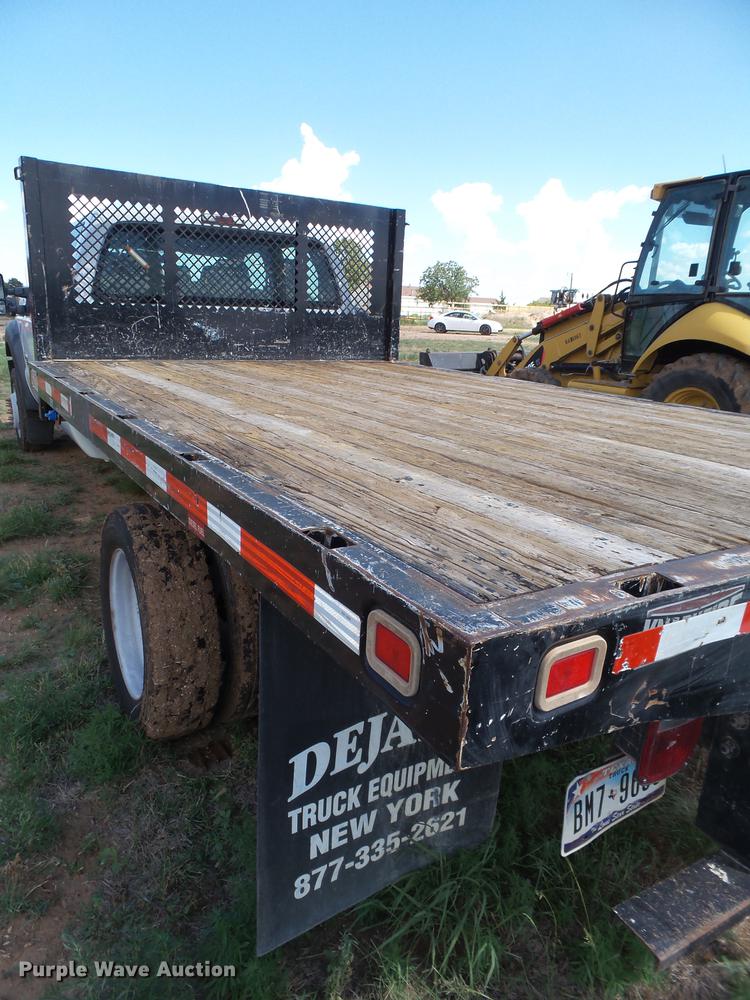 image for item FB9500 2012 Ford F550 Super Duty Crew Cab flatbed truck