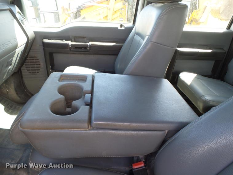 image for item FB9500 2012 Ford F550 Super Duty Crew Cab flatbed truck