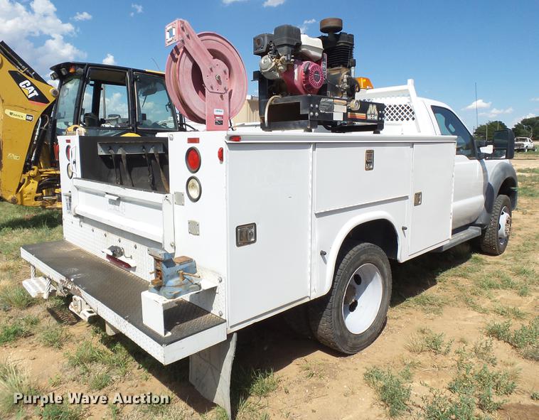 image for item FB9502 2011 Ford F450 Super Duty service truck