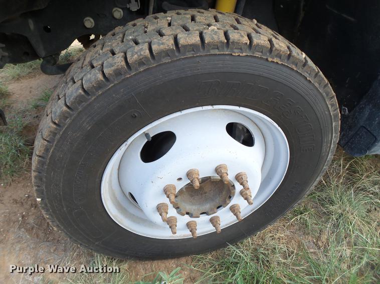 image for item FB9502 2011 Ford F450 Super Duty service truck