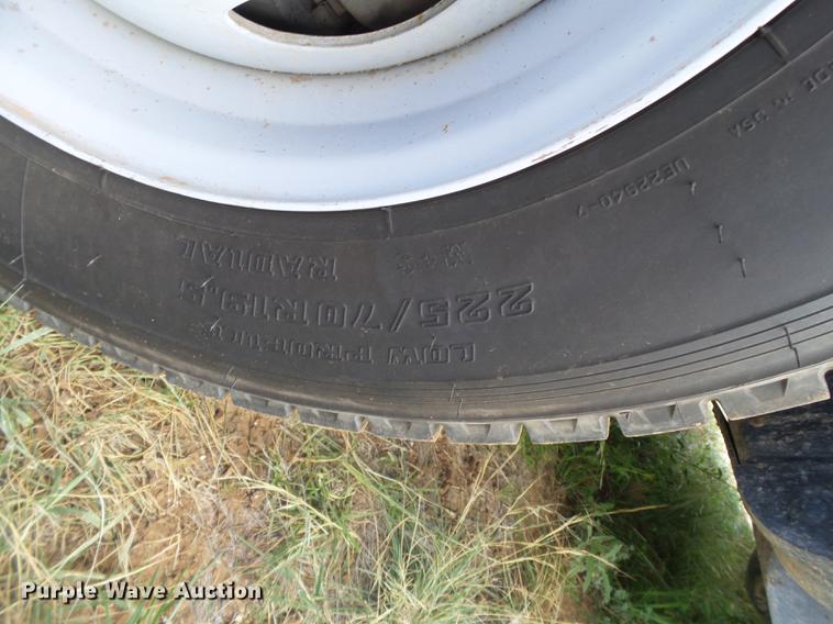 image for item FB9502 2011 Ford F450 Super Duty service truck