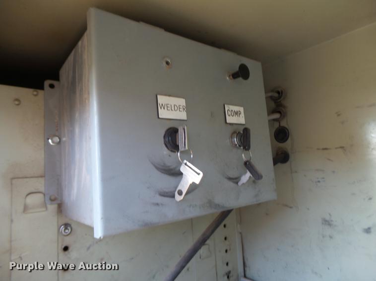 image for item FB9502 2011 Ford F450 Super Duty service truck