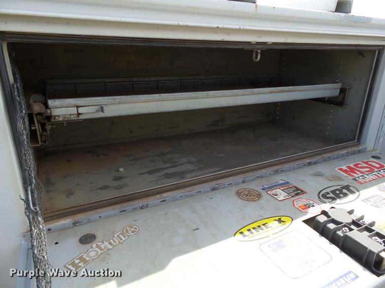 image for item FB9502 2011 Ford F450 Super Duty service truck