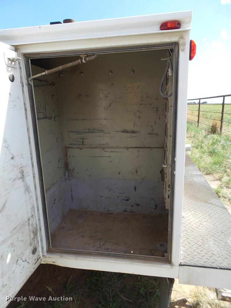 image for item FB9502 2011 Ford F450 Super Duty service truck