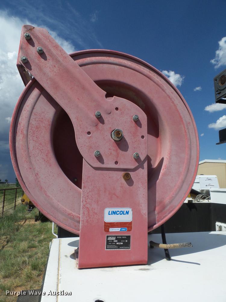 image for item FB9502 2011 Ford F450 Super Duty service truck