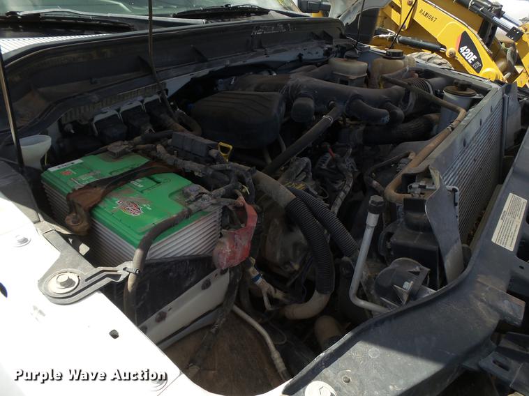 image for item FB9502 2011 Ford F450 Super Duty service truck