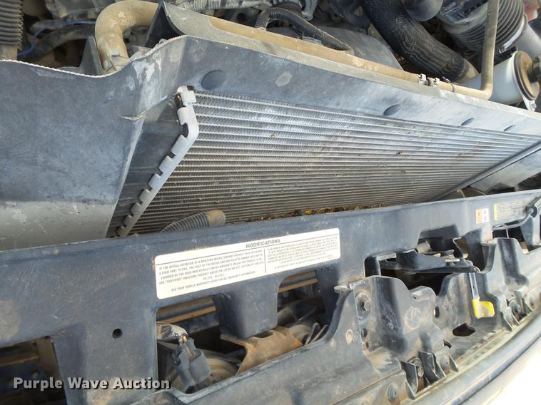 image for item FB9502 2011 Ford F450 Super Duty service truck