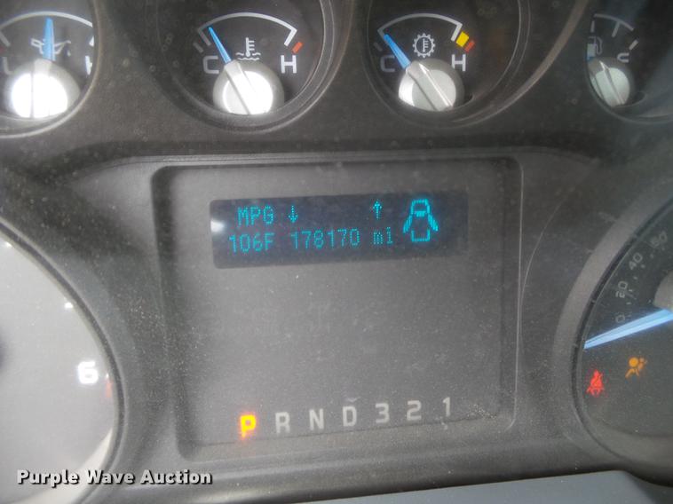 image for item FB9502 2011 Ford F450 Super Duty service truck