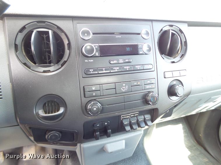 image for item FB9502 2011 Ford F450 Super Duty service truck