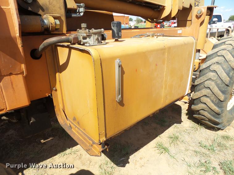 image for item FB9503 2002 Lull 1044C-54 telehandler