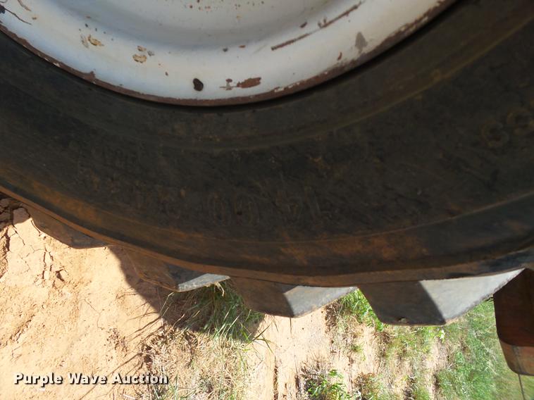 image for item FB9503 2002 Lull 1044C-54 telehandler