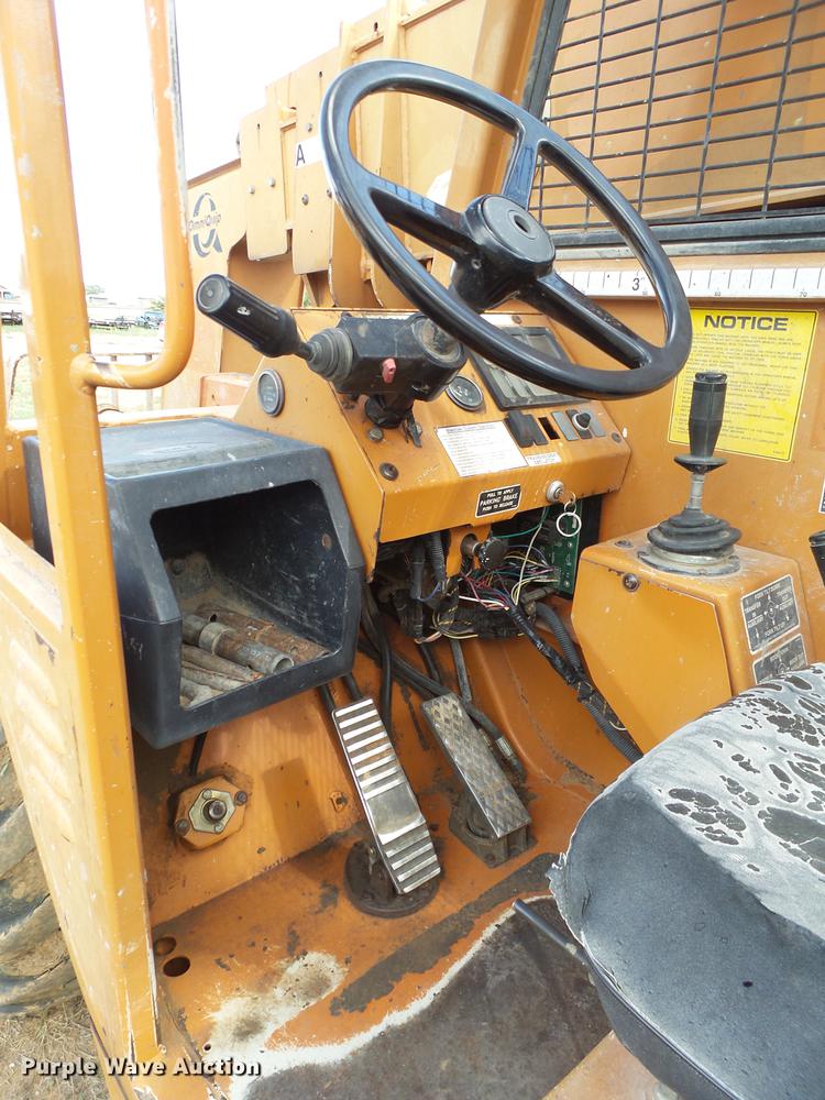 image for item FB9503 2002 Lull 1044C-54 telehandler