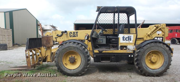 image for item K6261 1999 Caterpillar TH83 telehandler