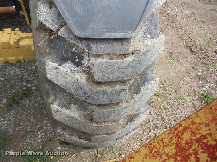 image for item K6261 1999 Caterpillar TH83 telehandler