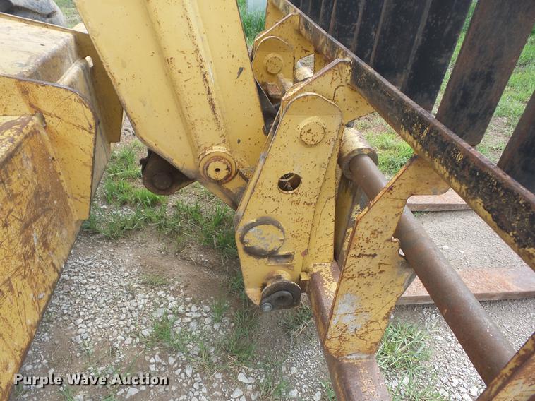 image for item K6261 1999 Caterpillar TH83 telehandler