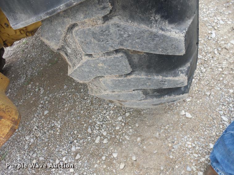 image for item K6261 1999 Caterpillar TH83 telehandler