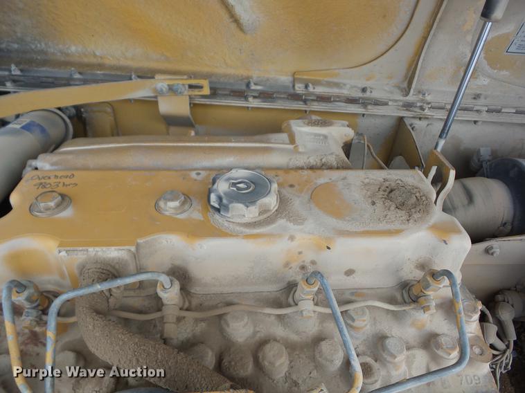 image for item K6261 1999 Caterpillar TH83 telehandler