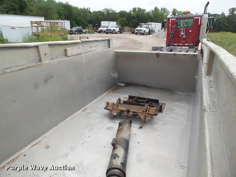 image for item L5690 Aluminum dump bed