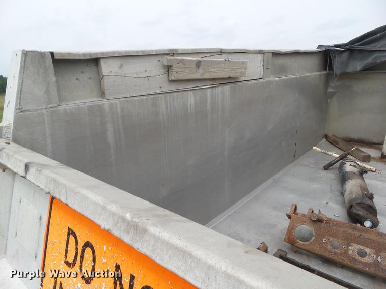 image for item L5690 Aluminum dump bed