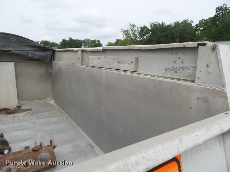 image for item L5690 Aluminum dump bed