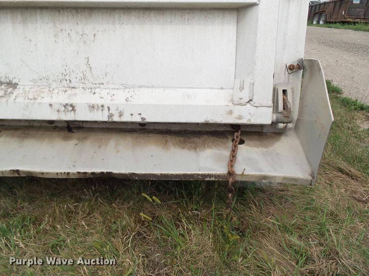 image for item L5690 Aluminum dump bed