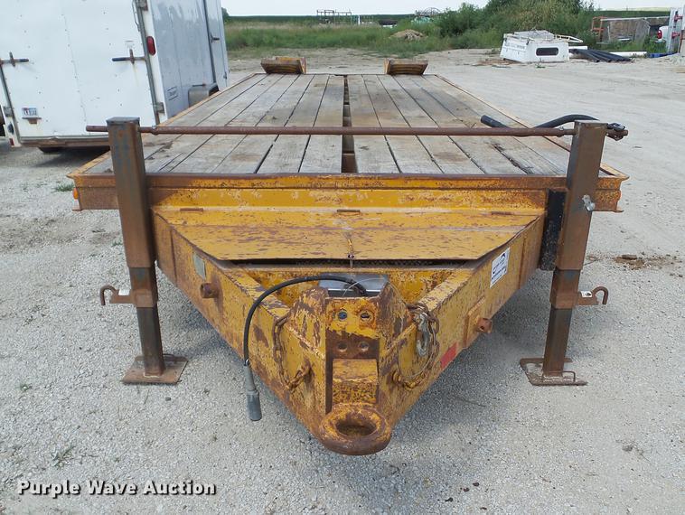 image for item L5691 1978 Belshe T4 equipment trailer