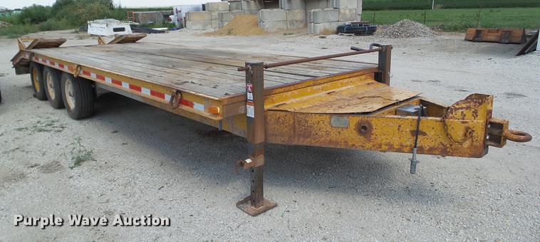 image for item L5691 1978 Belshe T4 equipment trailer